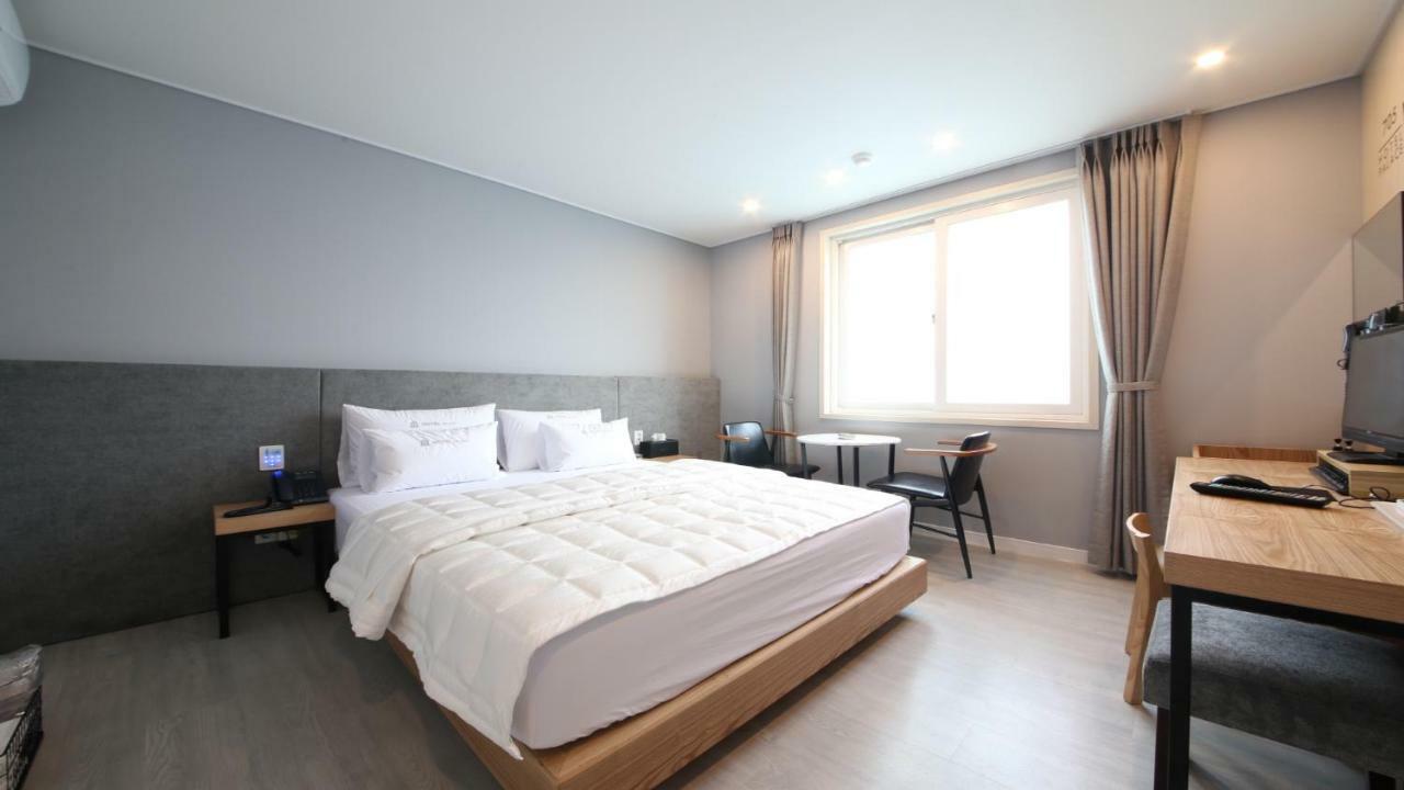 Hotel Palace Pohang Exterior photo
