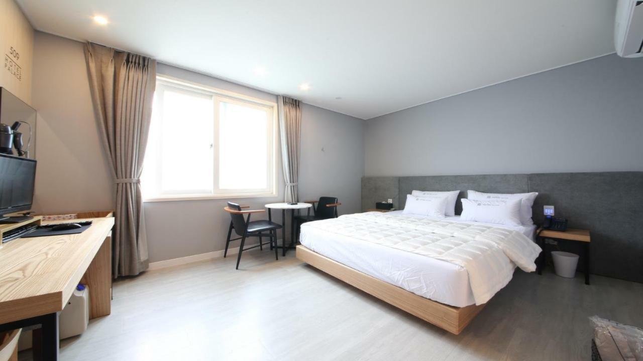 Hotel Palace Pohang Exterior photo